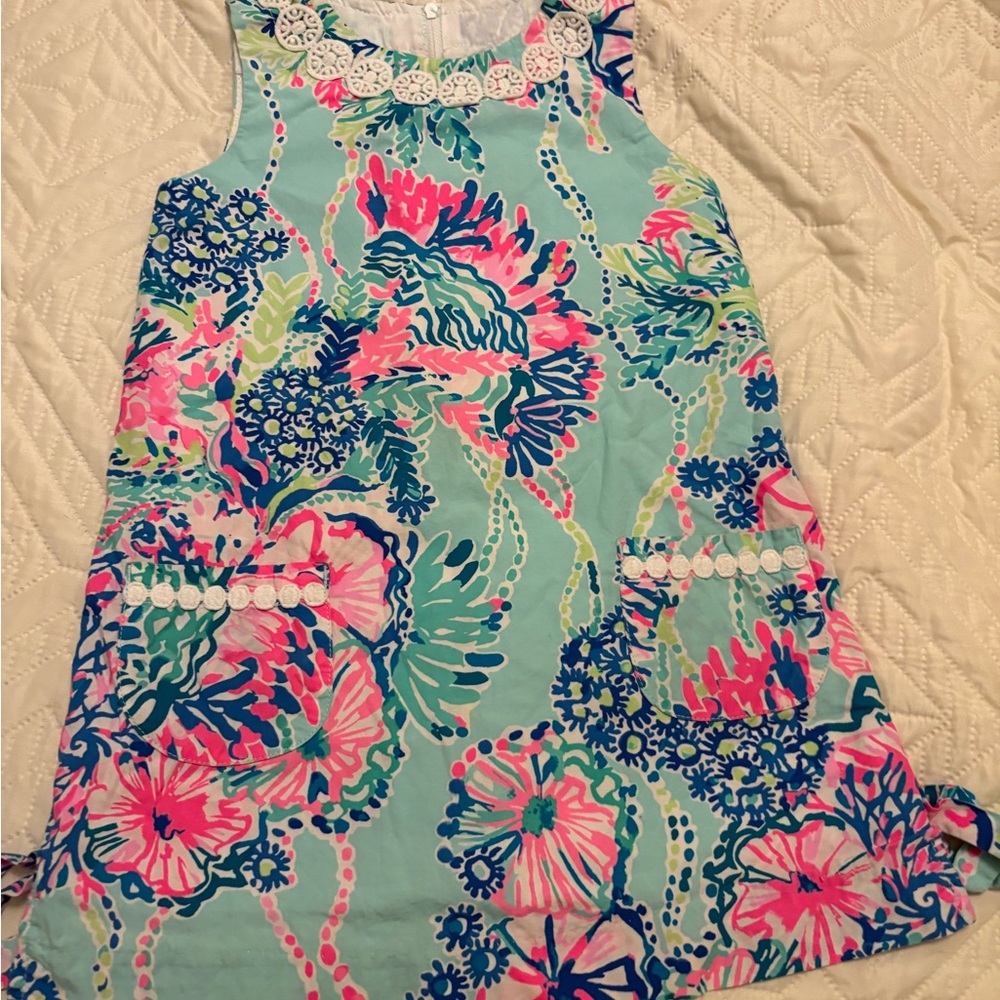 Lilly Pulitzer girls classic shift dress